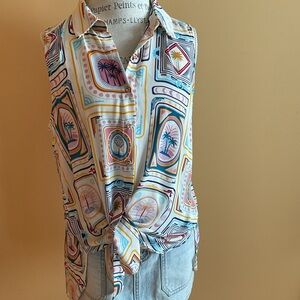 Rose & Olive Geometric Palm Print Sleeveless Blouse XL. NWT